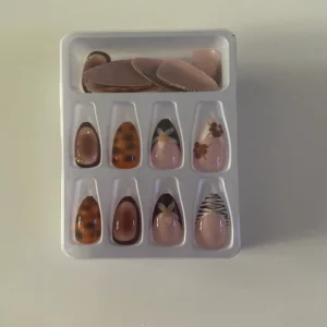 Ladies Light Pink False Nails With Patterns